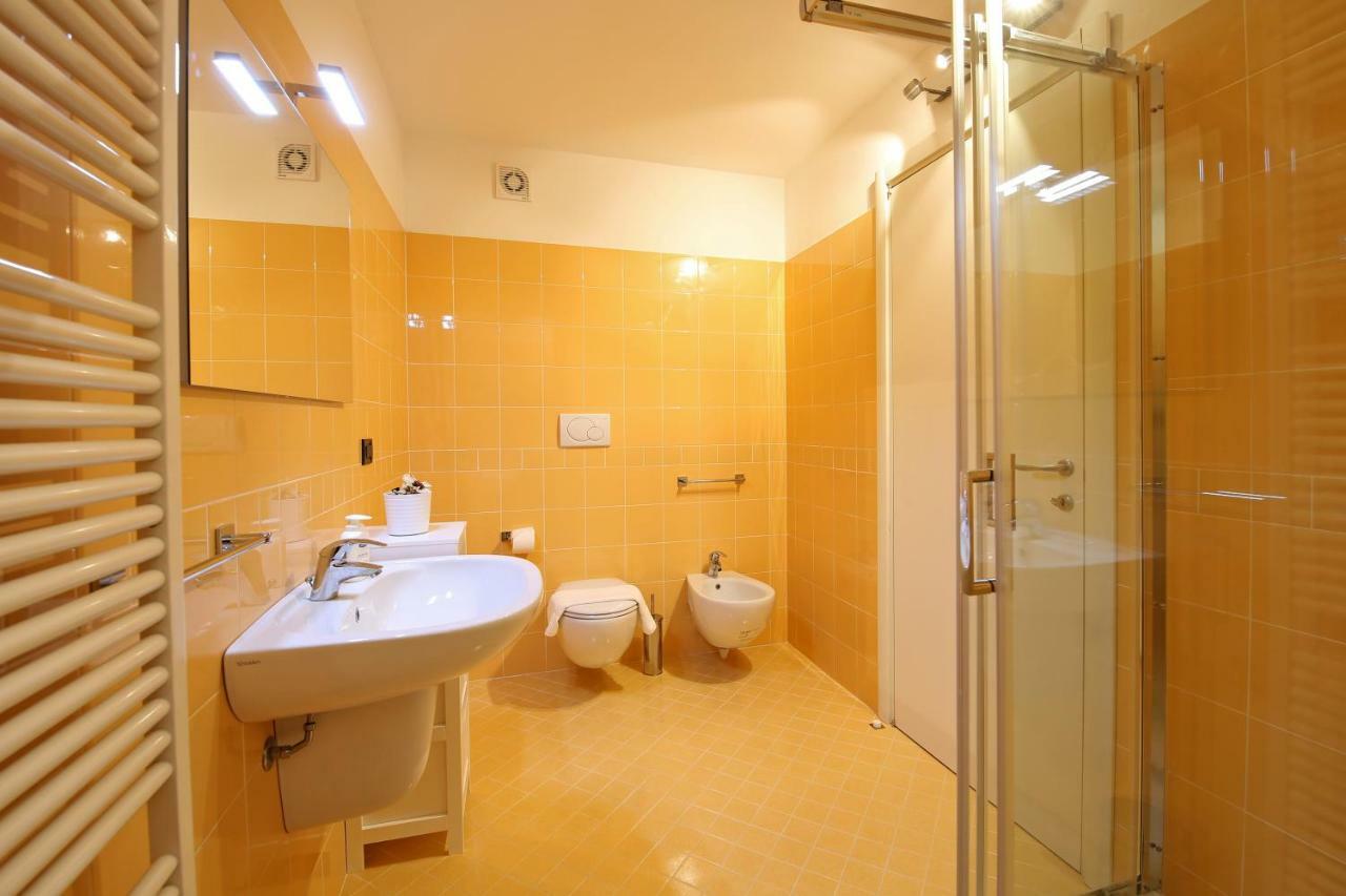 Bellagio Dreams Apt, Pool, With Private Garden, Near Lake Exterior foto