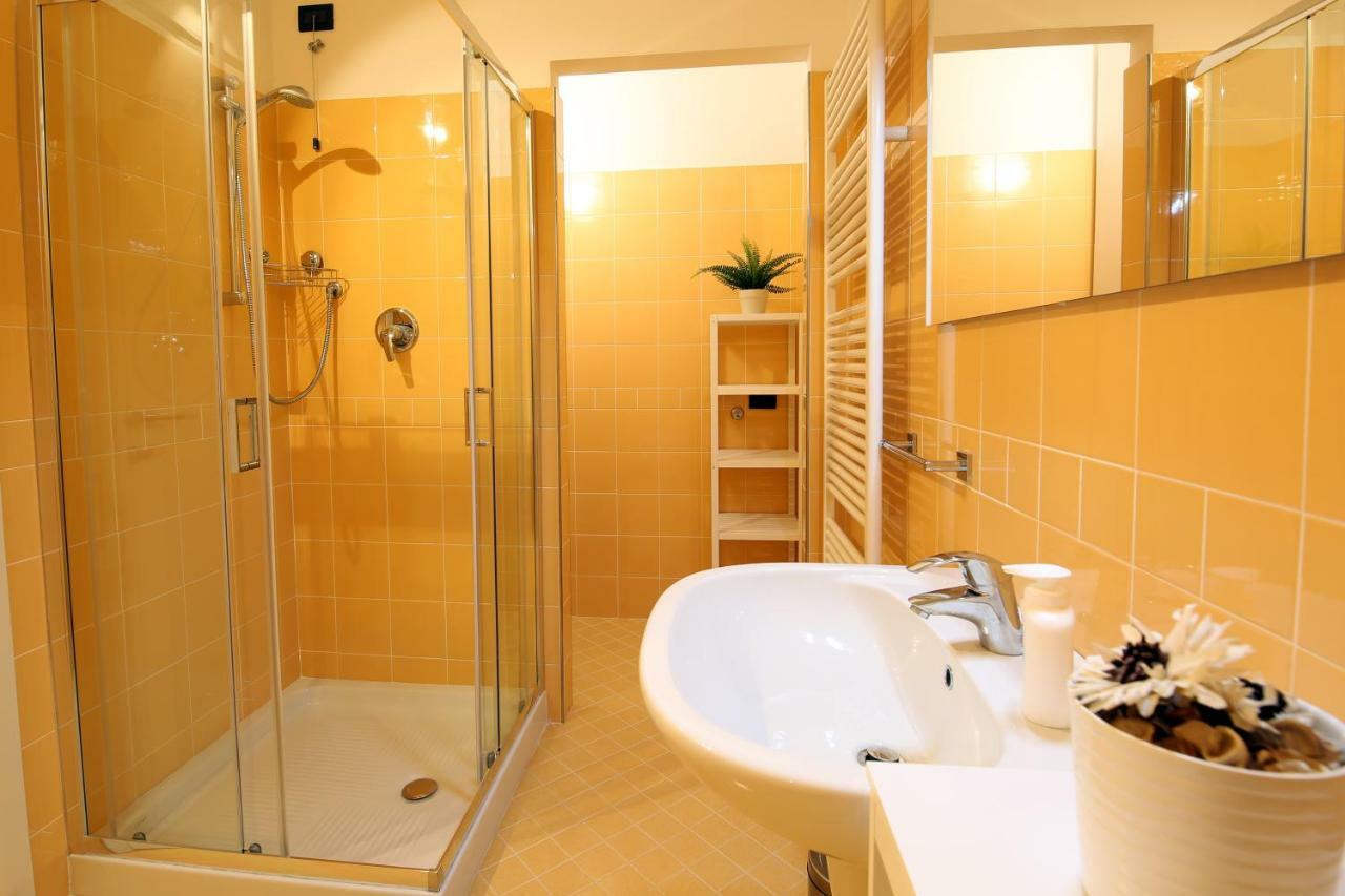 Bellagio Dreams Apt, Pool, With Private Garden, Near Lake Exterior foto